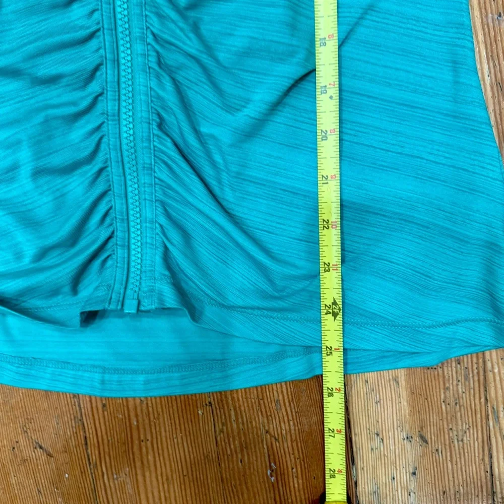 Athleta Pacifica Green Activewear Top - Picture 5 of 7